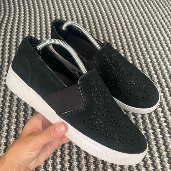 Vionic Kani slip on black sneaker women’s shoe size 7.5 - Picture 1 of 10